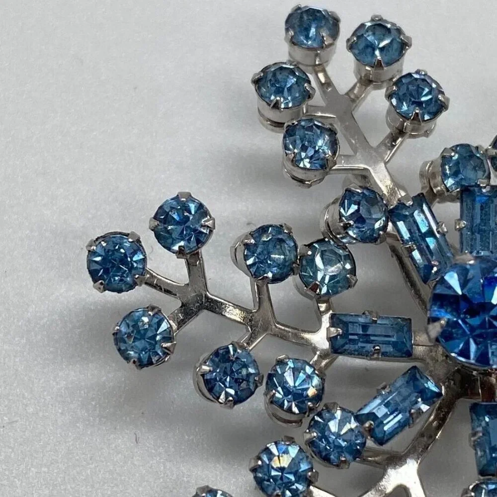 Vintage Coro Blue‎ Rhinestone 2